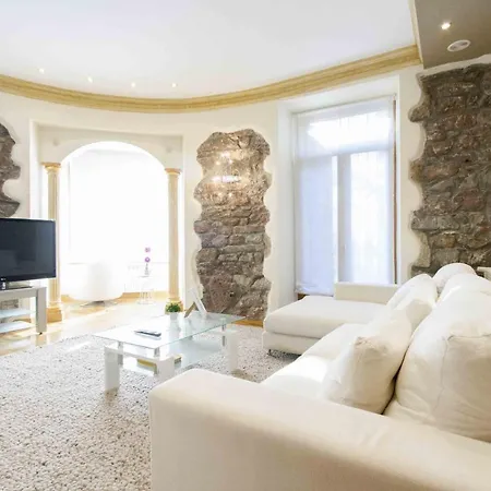 The Rentals Collection | Camelot San Sebastián Exterior photo